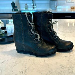 Sorel Joan of Arc leather wedge boots